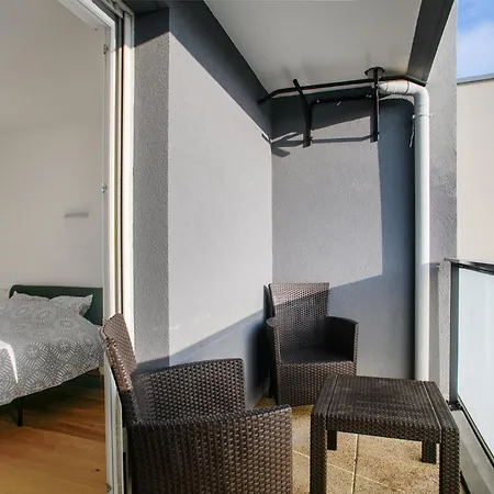 T2 Lumineux Avec Balcon - 4 Pers, Metro Et Partdieu Lyon